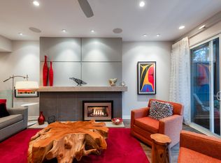 3669 Edgemont Blvd, North Vancouver, BC V7R2P6