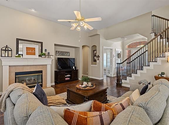5th image of 4112 Marbella Dr