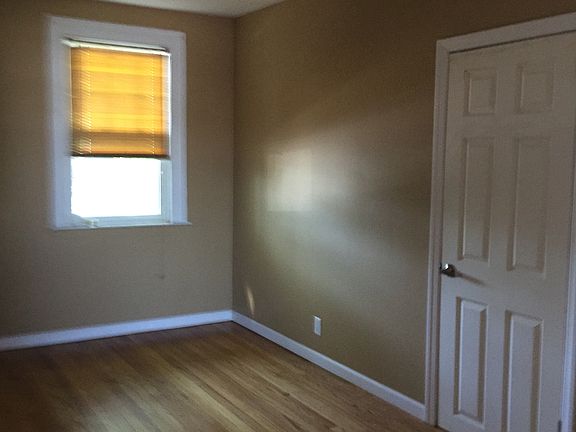 2nd image of 790 McLean Ave