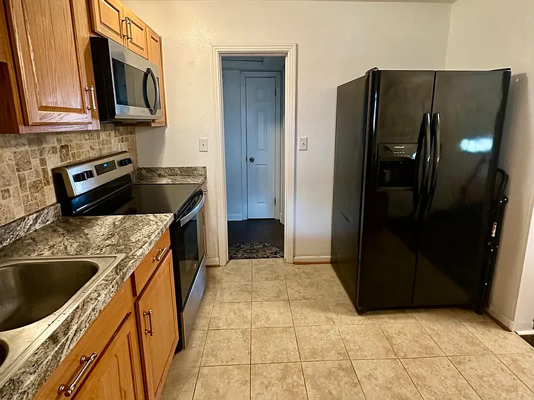 5351 Royce Ave — Photo 24
