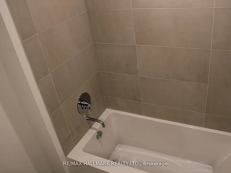 1000 Portage Pkwy #5008 — Photo 21