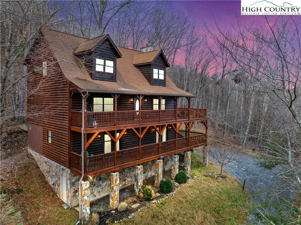 235 Lakeledge Road, Beech Mountain, NC 28604