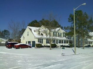 420 Cedar Pointe Ln, Chesapeake, VA 23323