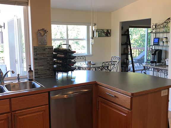 Open concept kitchen 