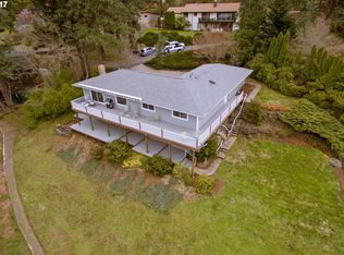 2575 Old Columbia River Dr, Hood River, OR 97031