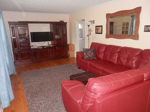 1st image of 2302 Arroyo Dr