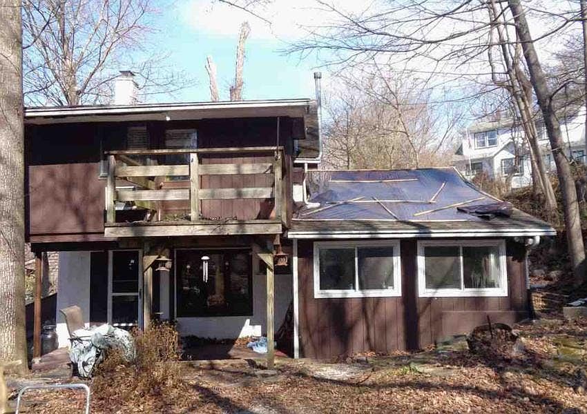 1st image of 1 Quaker Bridge Rd