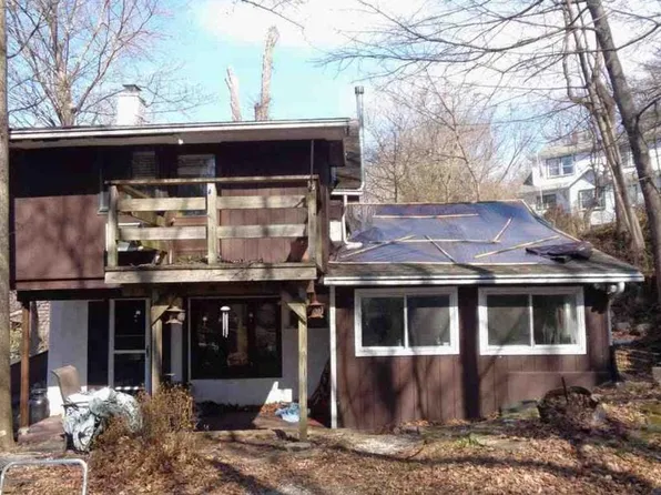 1 Quaker Bridge Rd, Ossining, NY 10562