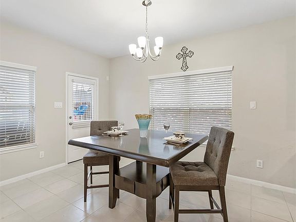 5th image of 5110 Bay Ln