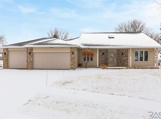 6308 W Oscar Howe Cir, Sioux Falls, SD 57106