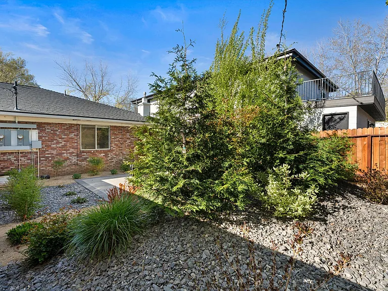 533 Kohlepp Ave — Photo 21