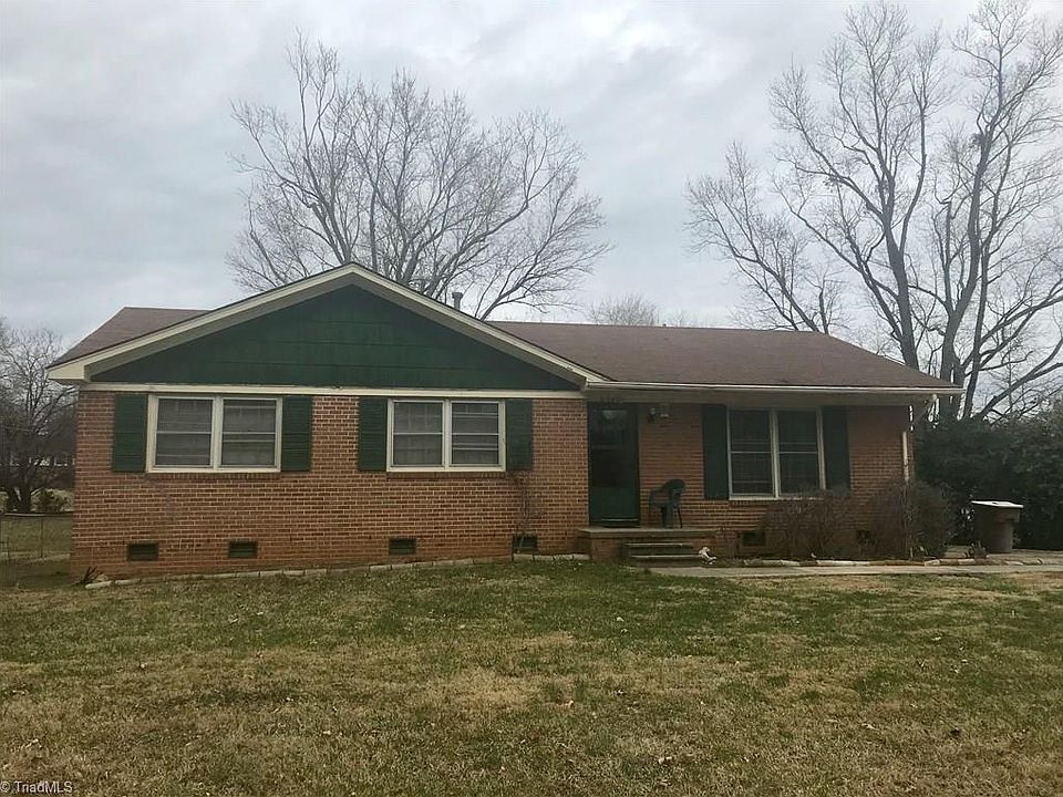 1st image of 2104 Kylemore Dr
