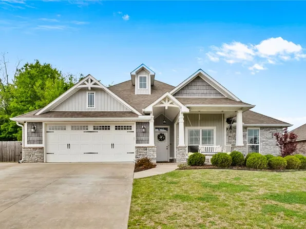 1211 Sundowner Ranch Ave, Prairie Grove, AR 72753