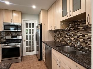 1166 Middlebury Ln Unit 1, Wheeling, IL 60090