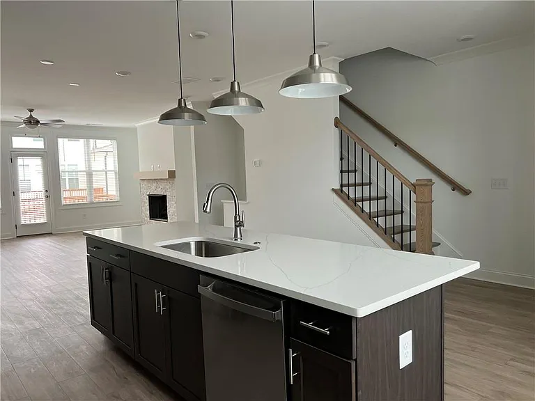 1651 Wellborn Walk — Photo 9
