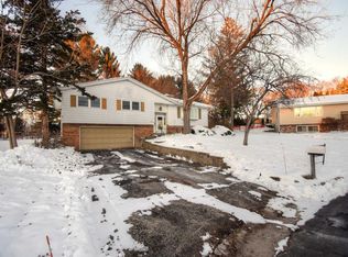 6324 Crestwood Circle, Mcfarland, WI 53558