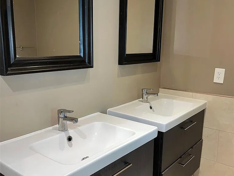 3252 NW 121st Ave — Photo 16