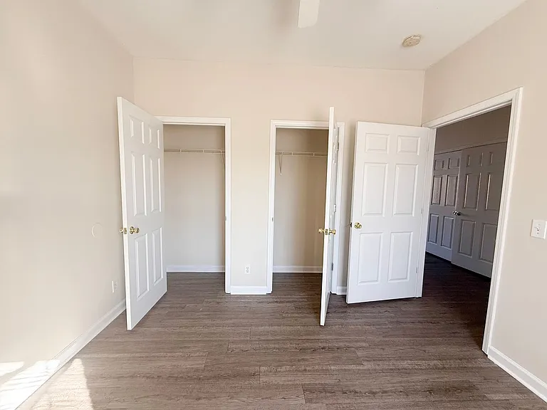 1780 N Dixie Ave — Photo 23