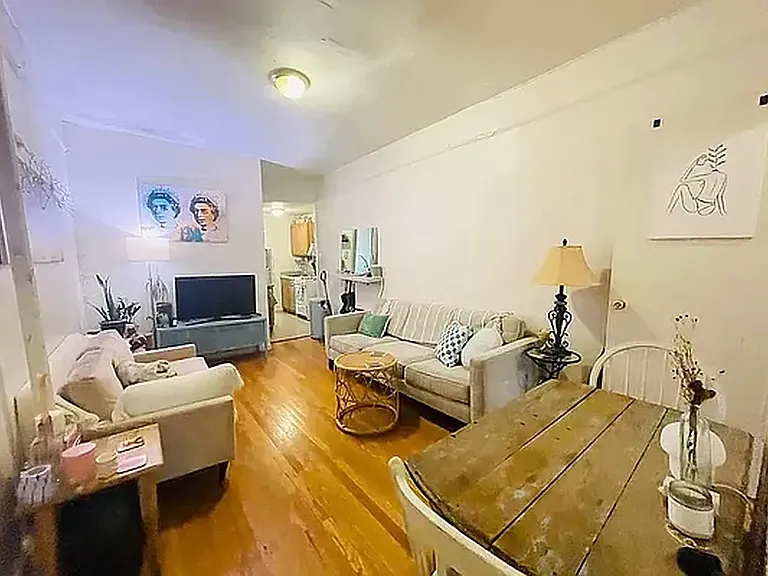 633 Union St #2R — Photo 1