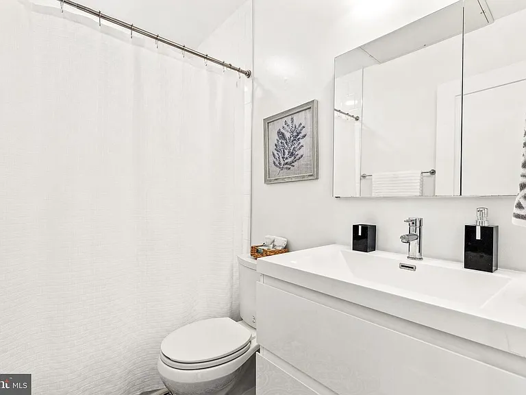 11 15th St NE #5 — Photo 20