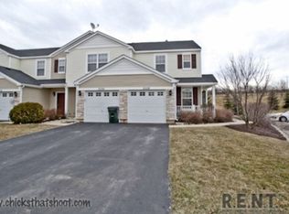 2228 Flagstone Ln, Carpentersville, IL 60110