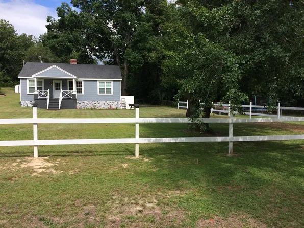 4368 Old Waynesboro Rd, Hephzibah, GA 30815