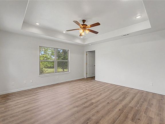 5th image of 15583 S Applehill Road