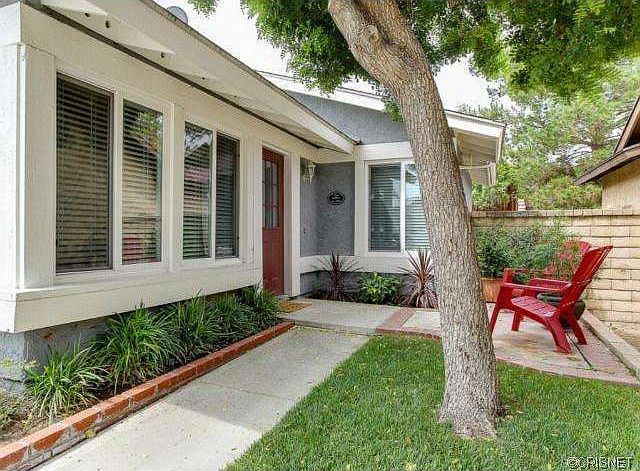 1st image of 25791 Olivas Park Rd