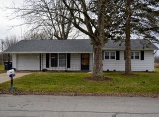 106 Rosewood Dr, Tipton, IN 46072