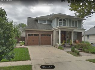 774 Bennaville Ave, Birmingham, MI 48009