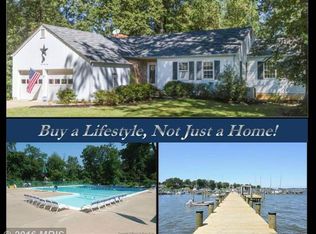 1049 Bayberry Dr, Arnold, MD 21012