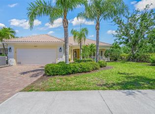 5821 Valente Pl, Sarasota, FL 34238