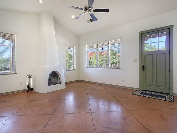 1852 Griegos Road NW - 2_10212021