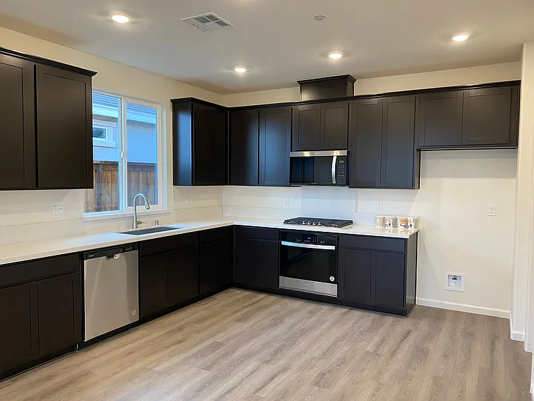 660 Broadfork Cir — Photo 6