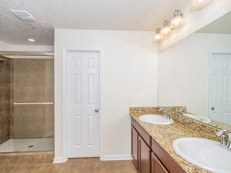 451 Forest Meadow Ln — Photo 10