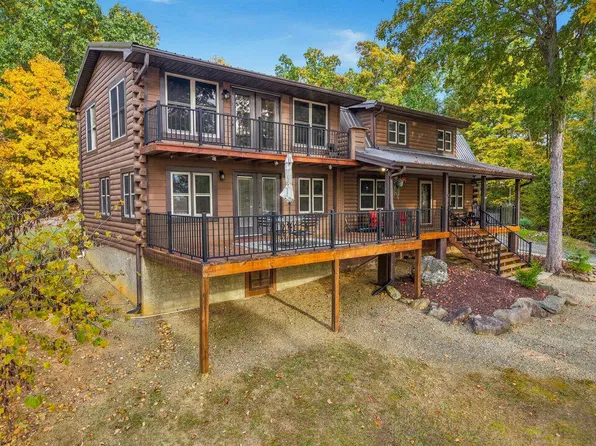 1581 Cherry Brook Dr, Dandridge, TN 37725