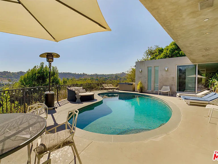 9738 Arby Dr — Photo 12