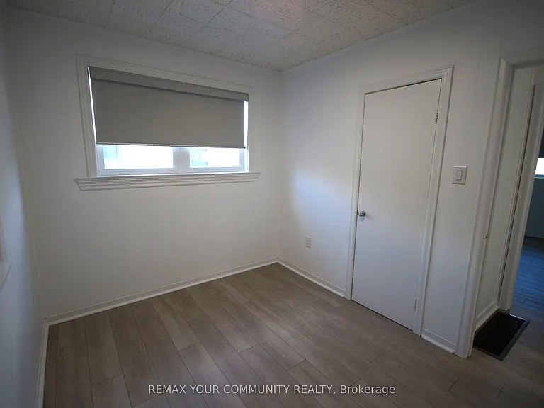 40 Burkholder St — Photo 13