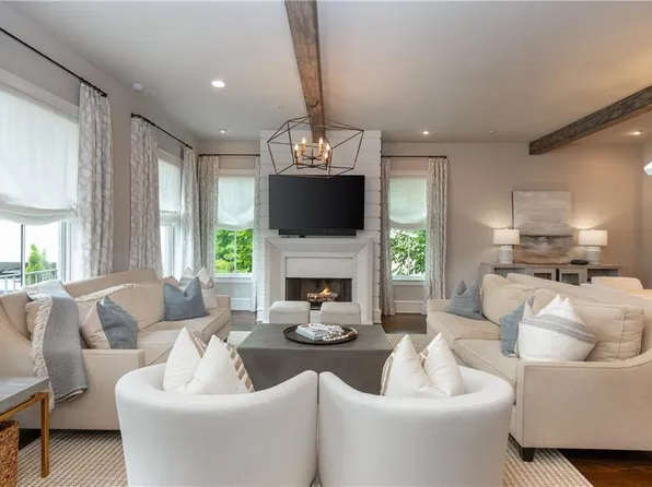 351 S Esplanade, Alpharetta, GA 30009