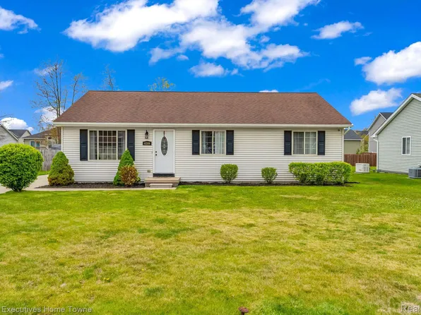 4209 Tristen Ave, Fort Gratiot, MI 48059