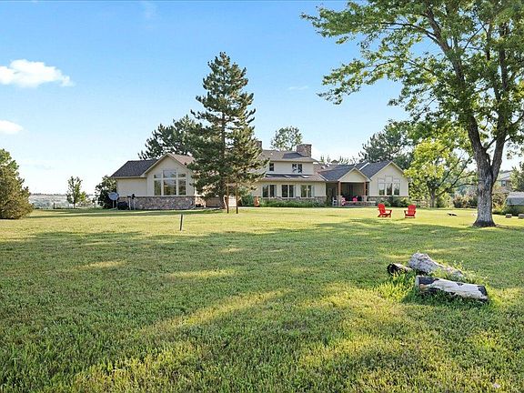 Private backyard with lots of room to play