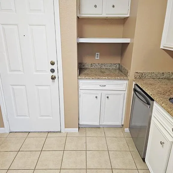 2327 Shadbury Ct — Photo 17