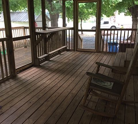 Sunscreened porch