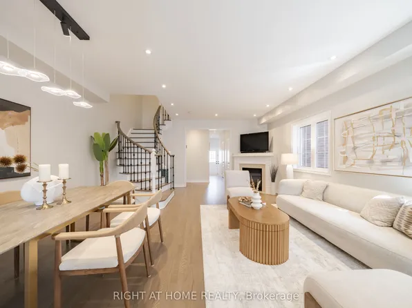 14 Lady Loretta Ln, Vaughan, ON L6A 4G3