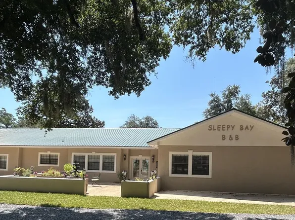 8215 Stillwater Cv, Navarre, FL 32566