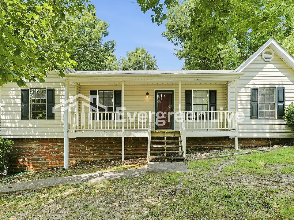5246 Briarwood Cir