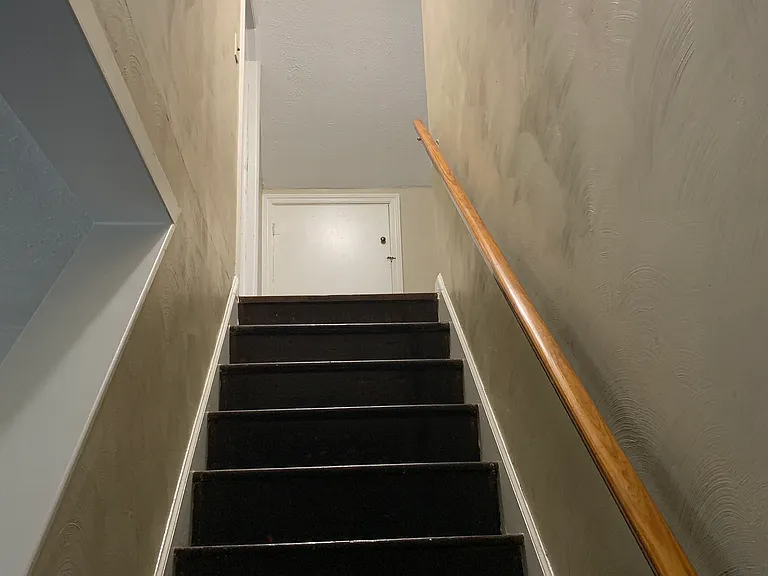 546 Butler Ave — Photo 30