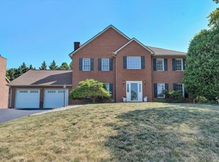 5137 Plantation Grove Ln, Roanoke, VA 24012