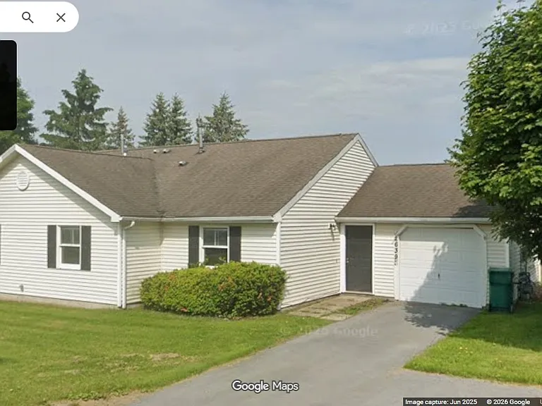 26393 Lynn Cir — Photo 2