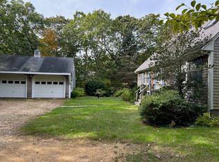 52 Old Coach Rd, West Tisbury, MA 02575